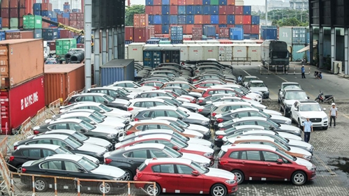 14.457 ô tô nguyên chiếc nhập khẩu trong tháng 1-2023